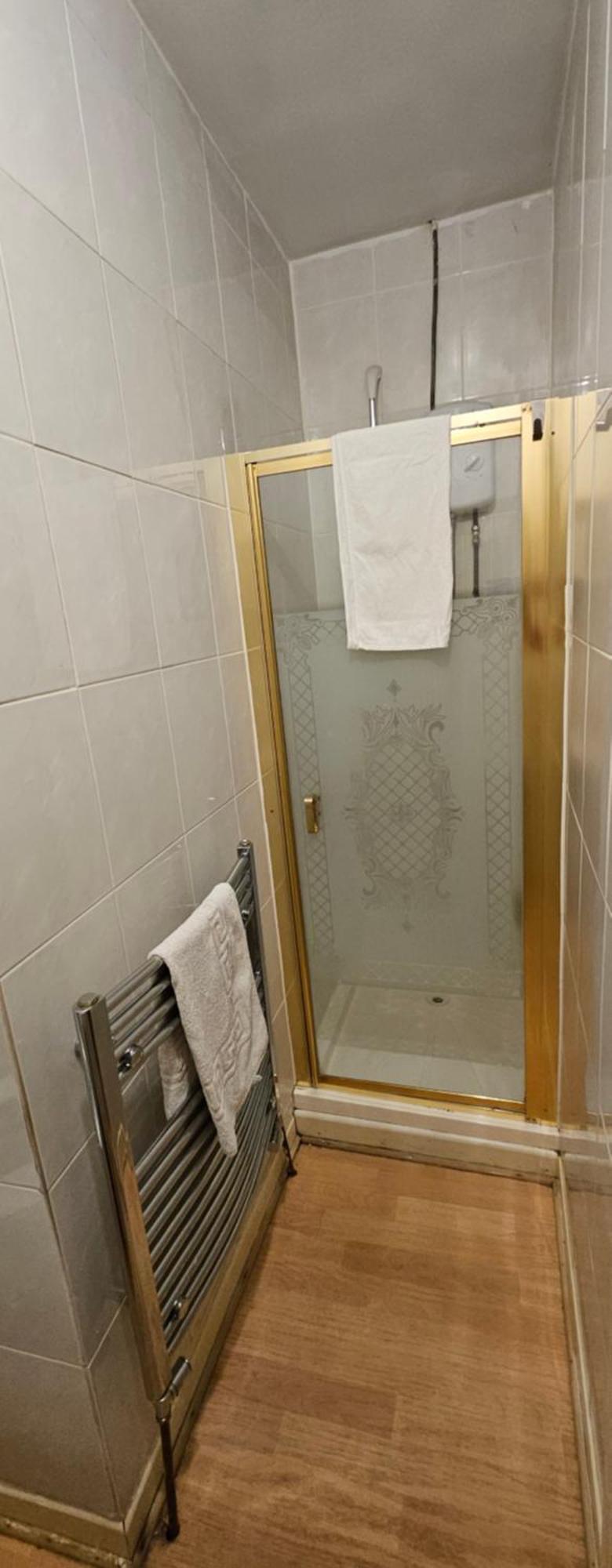 No Frills & Nothing Fancy 1 Bed Studio City Centre Кардіфф Екстер'єр фото